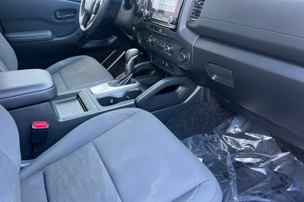 Thumbnail: 2023 Nissan Frontier - 13