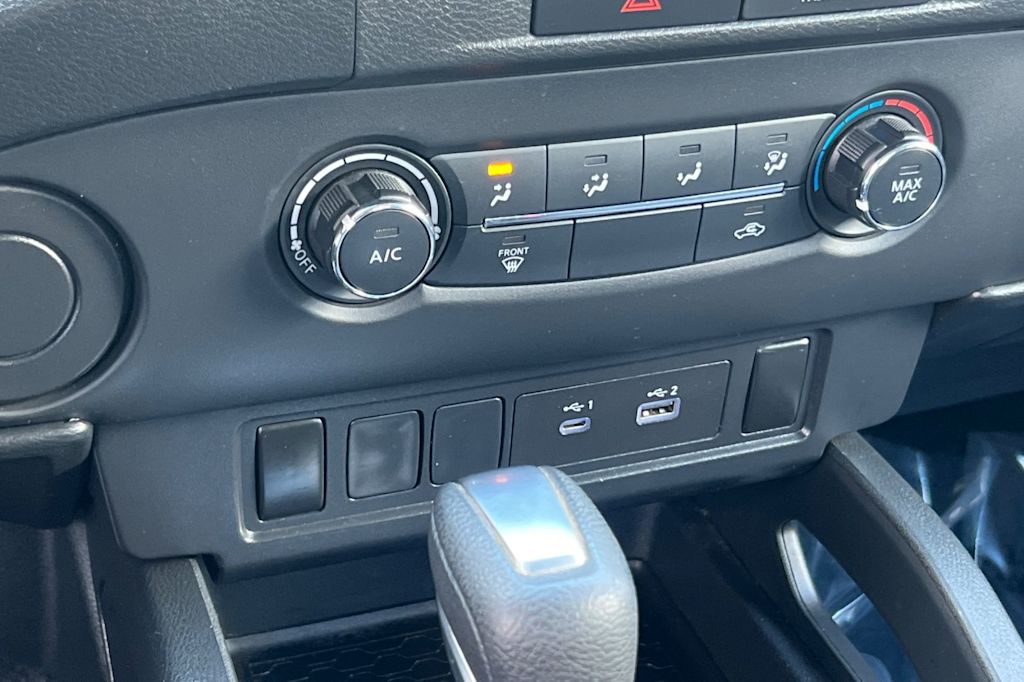 Thumbnail: 2023 Nissan Frontier - 26