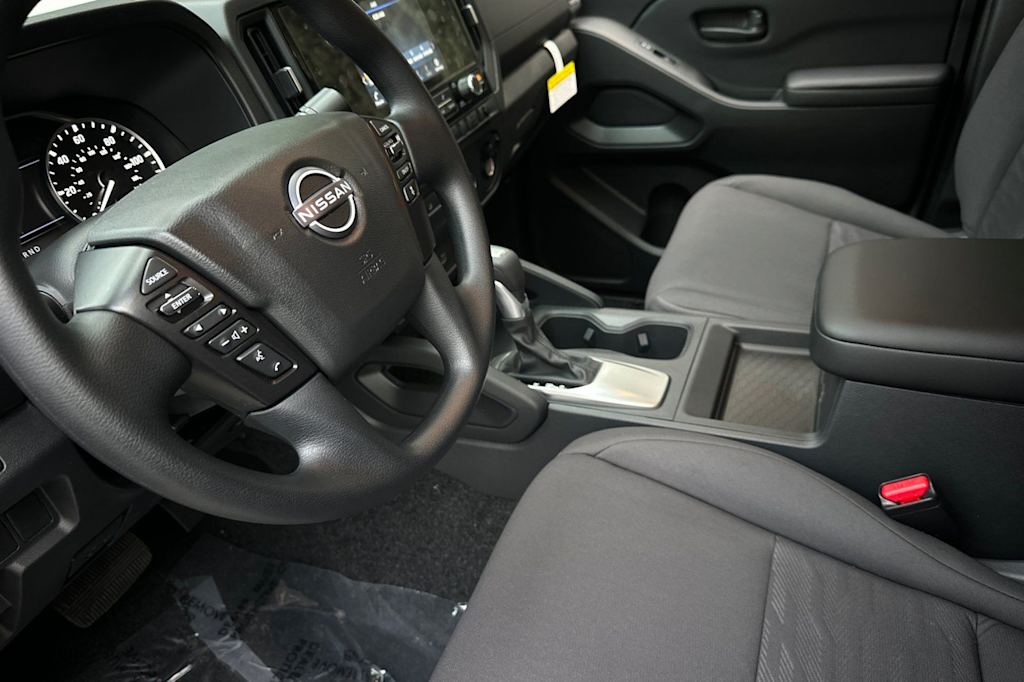 Thumbnail: 2026 Nissan Frontier - 9