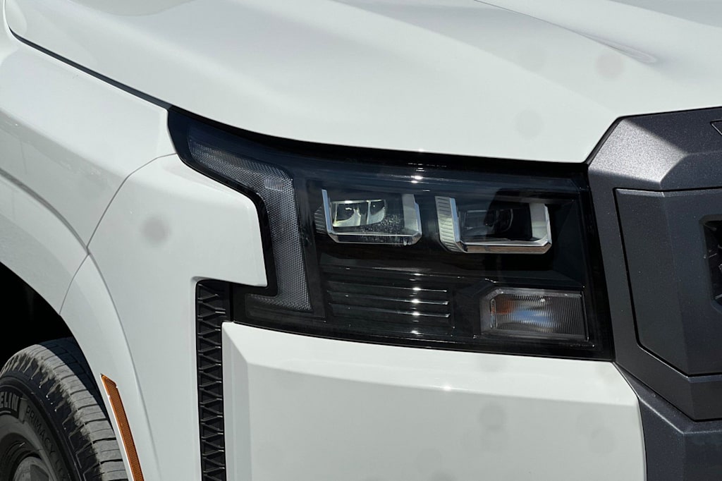 Thumbnail: 2026 Nissan Frontier - 31