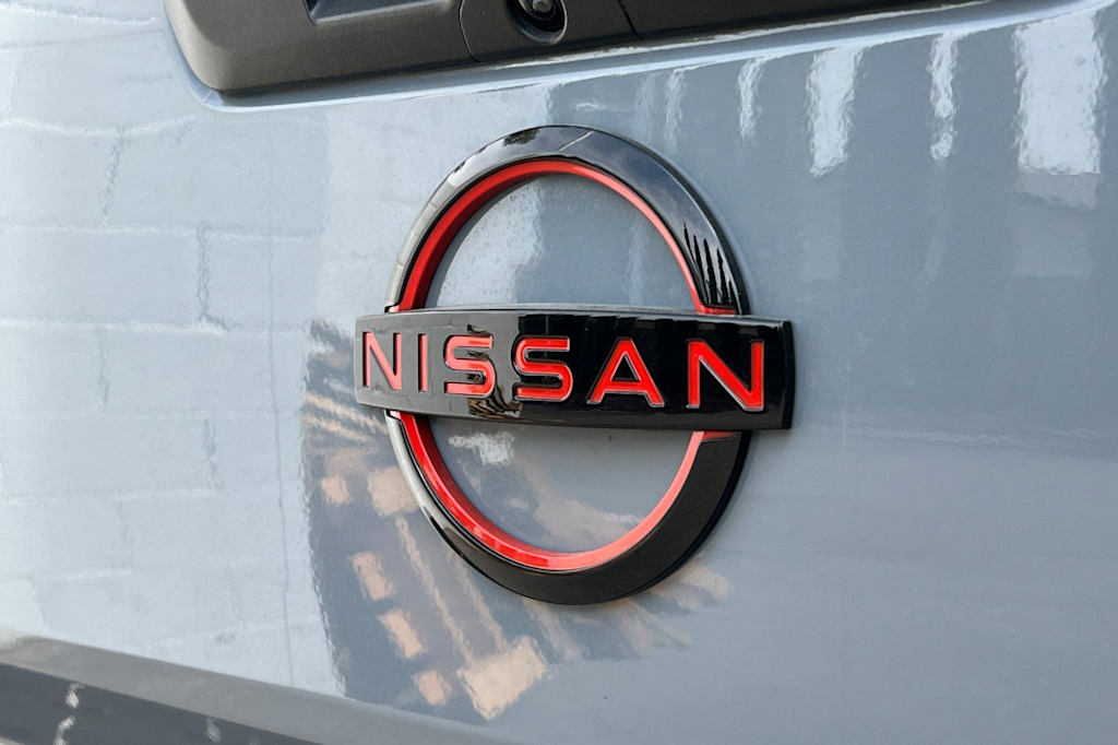 Thumbnail: 2024 Nissan Frontier - 17