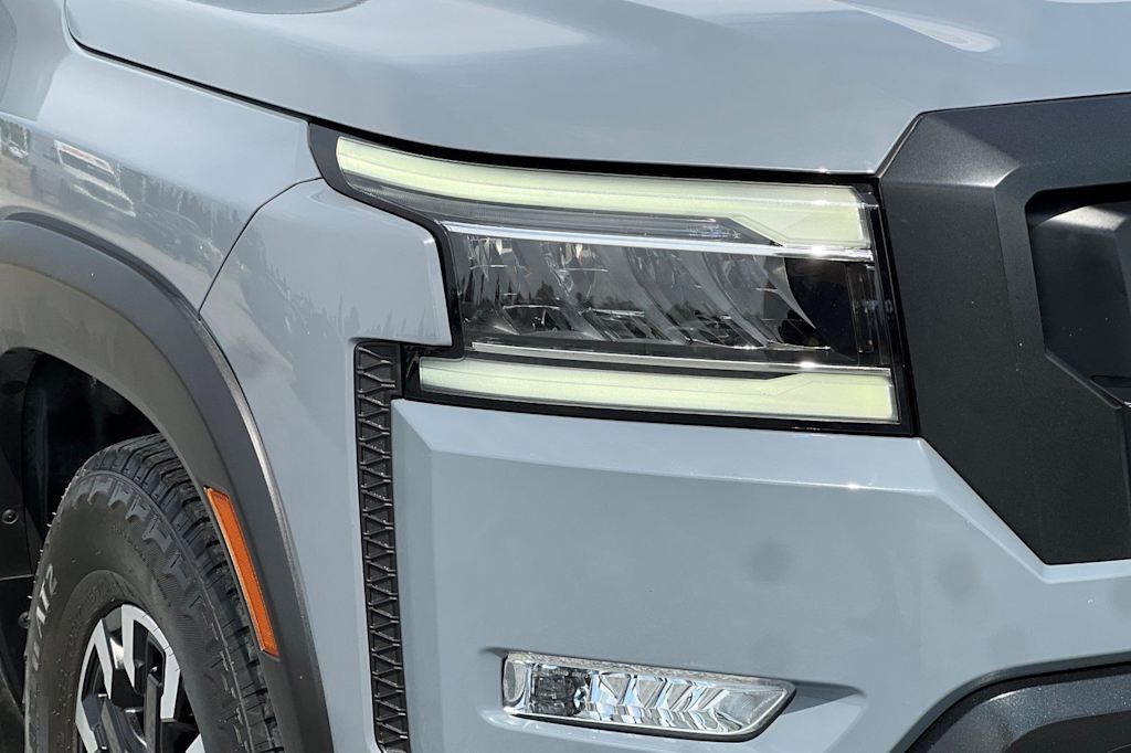 Thumbnail: 2024 Nissan Frontier - 35