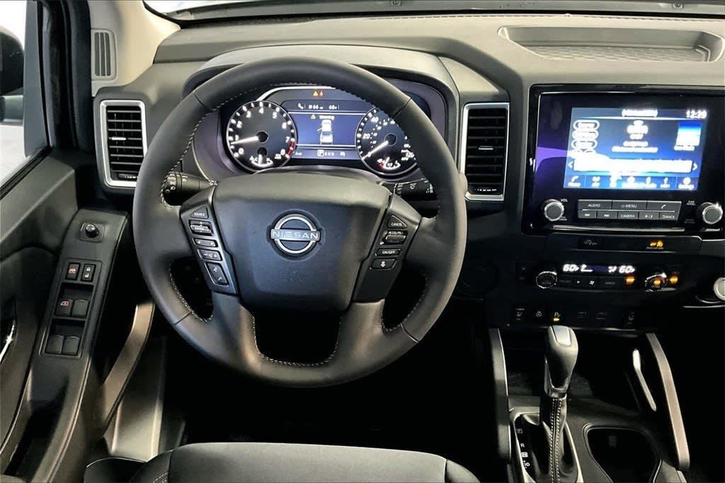 Thumbnail: 2024 Nissan Frontier - 14