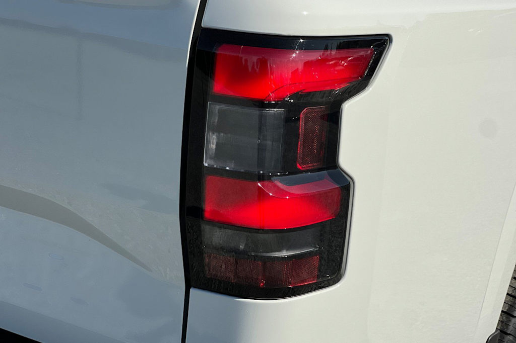 Thumbnail: 2026 Nissan Frontier - 33
