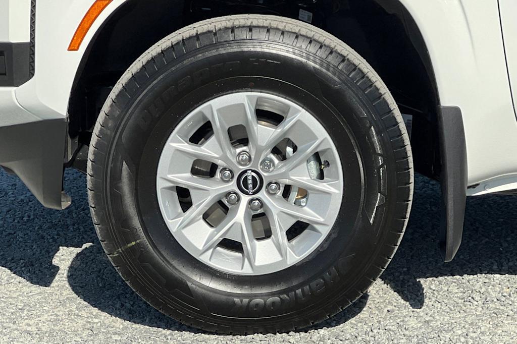 Thumbnail: 2026 Nissan Frontier - 8