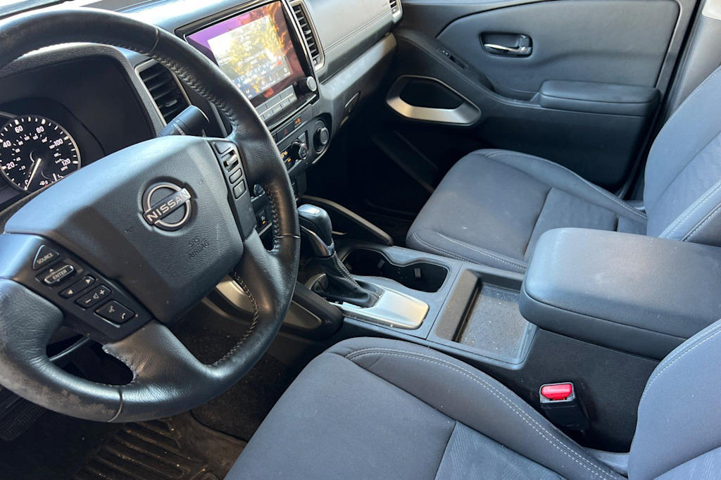 Thumbnail: 2024 Nissan Frontier - 10