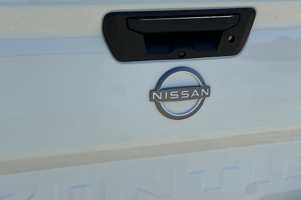 Thumbnail: 2026 Nissan Frontier - 25