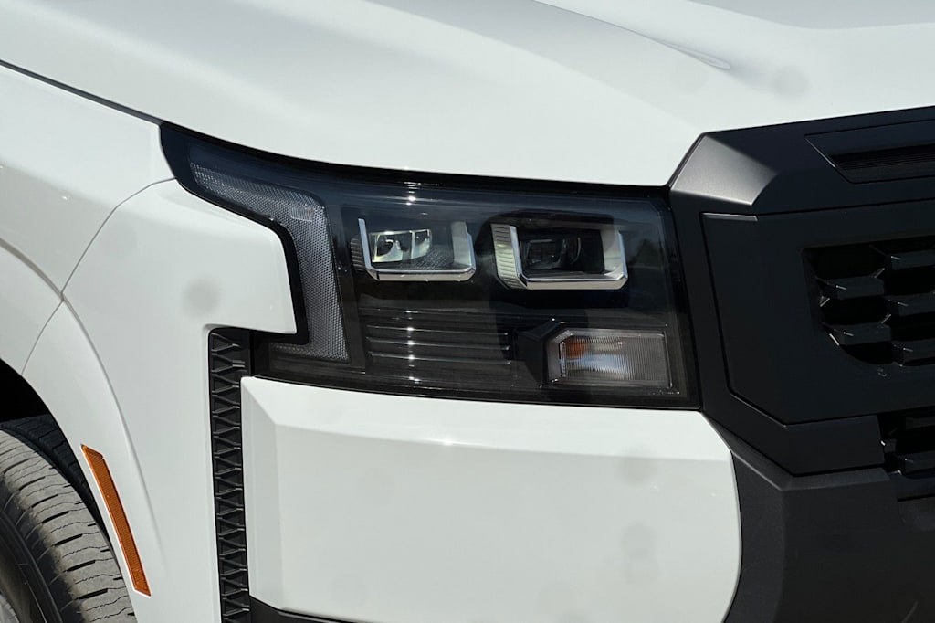 Thumbnail: 2026 Nissan Frontier - 32
