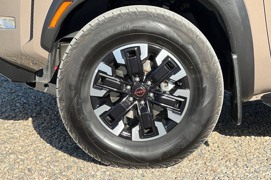 Thumbnail: 2023 Nissan Frontier - 8