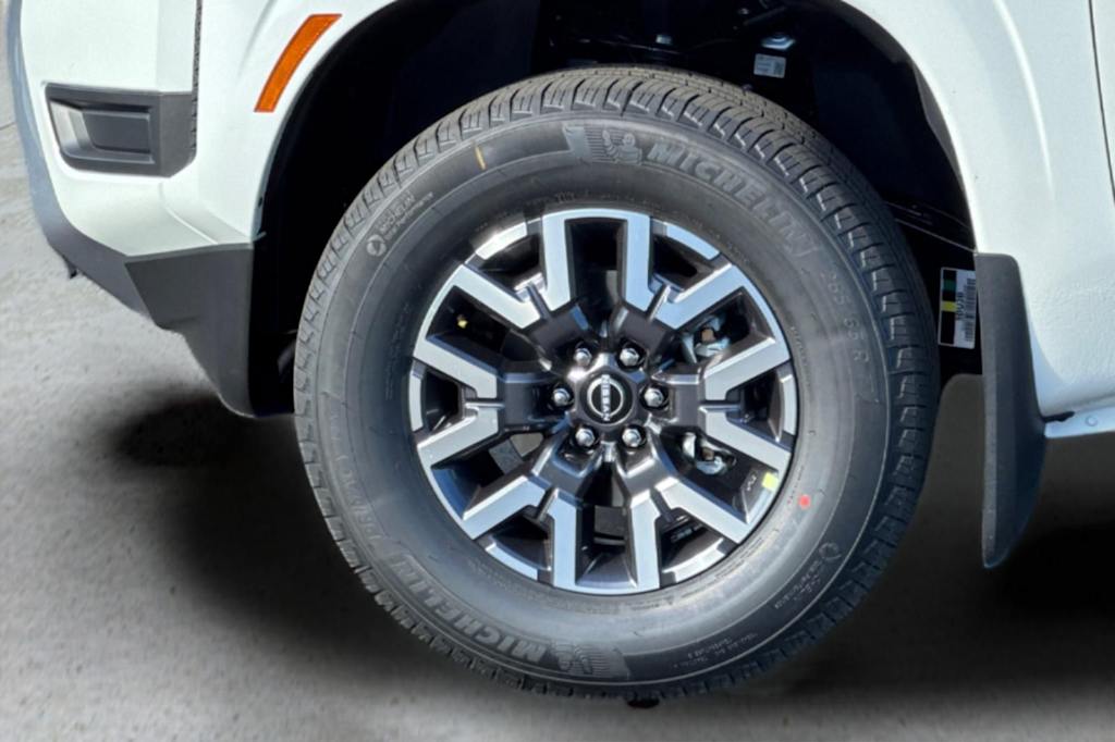 Thumbnail: 2026 Nissan Frontier - 8