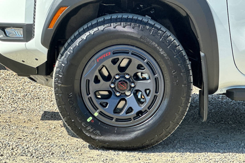 Thumbnail: 2026 Nissan Frontier - 8