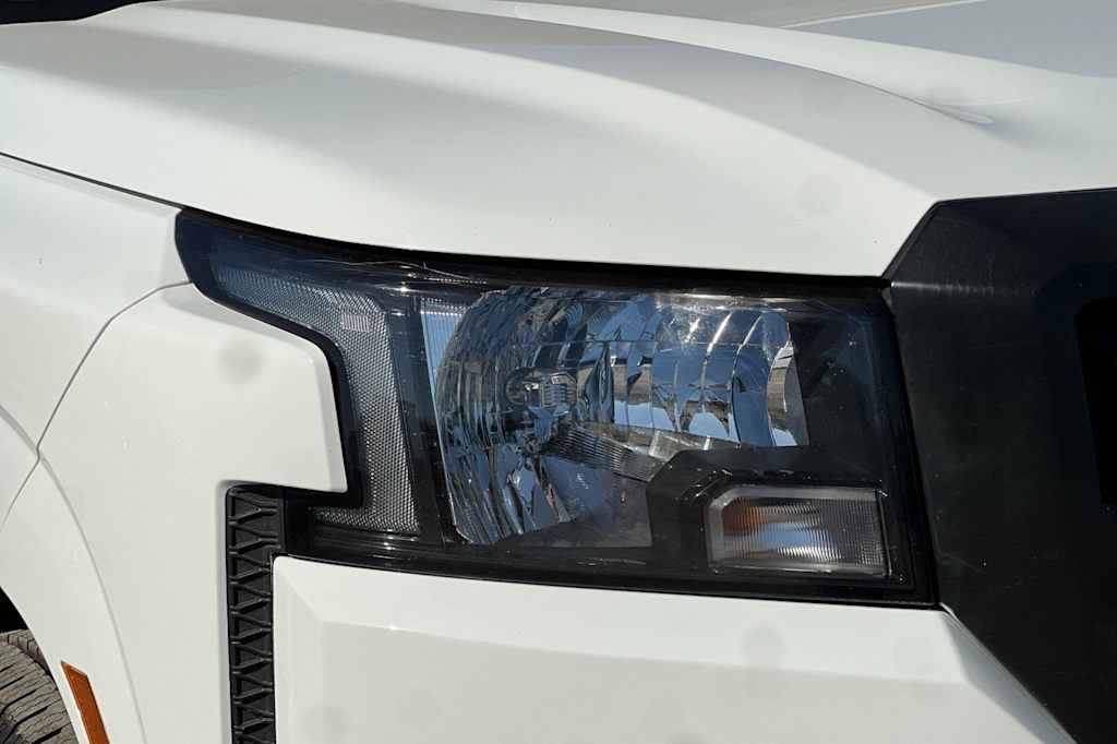 Thumbnail: 2024 Nissan Frontier - 31