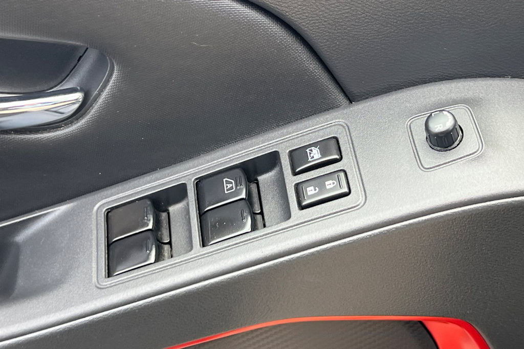 Thumbnail: 2023 Nissan Frontier - 23