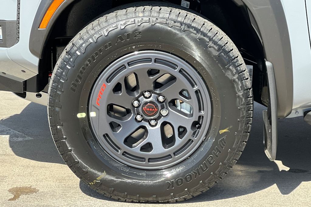 Thumbnail: 2025 Nissan Frontier - 8