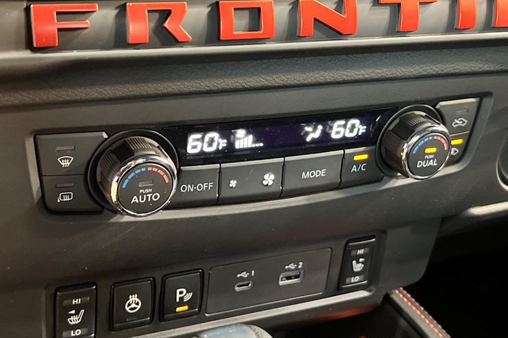Thumbnail: 2025 Nissan Frontier - 24