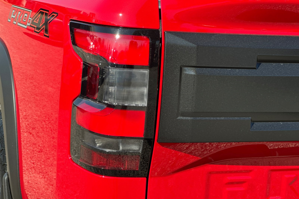 Thumbnail: 2026 Nissan Frontier - 31