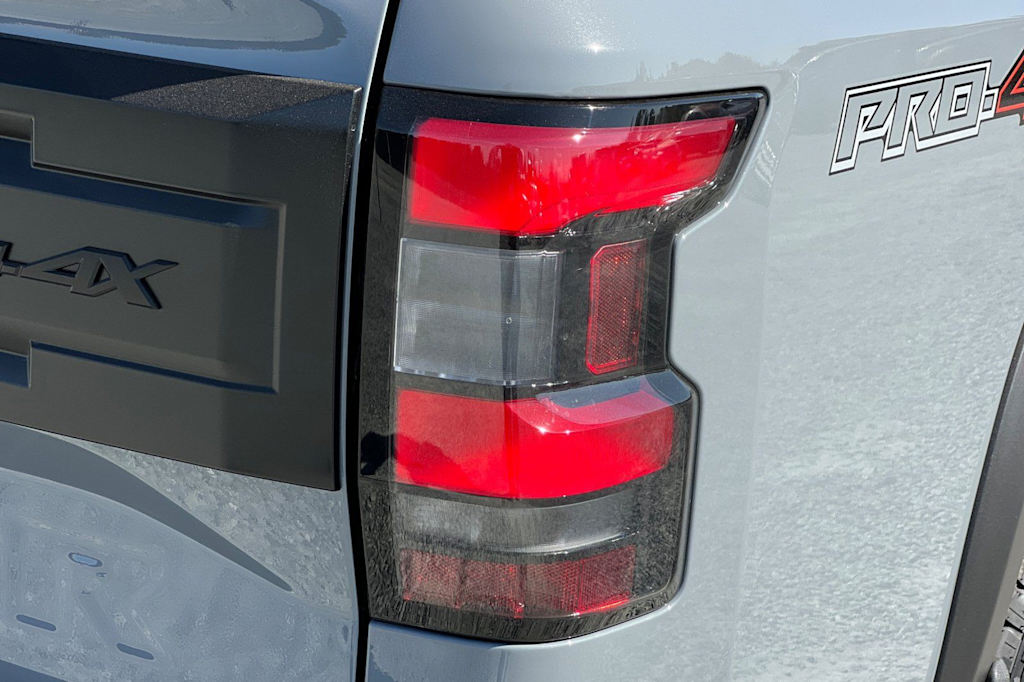 Thumbnail: 2026 Nissan Frontier - 33