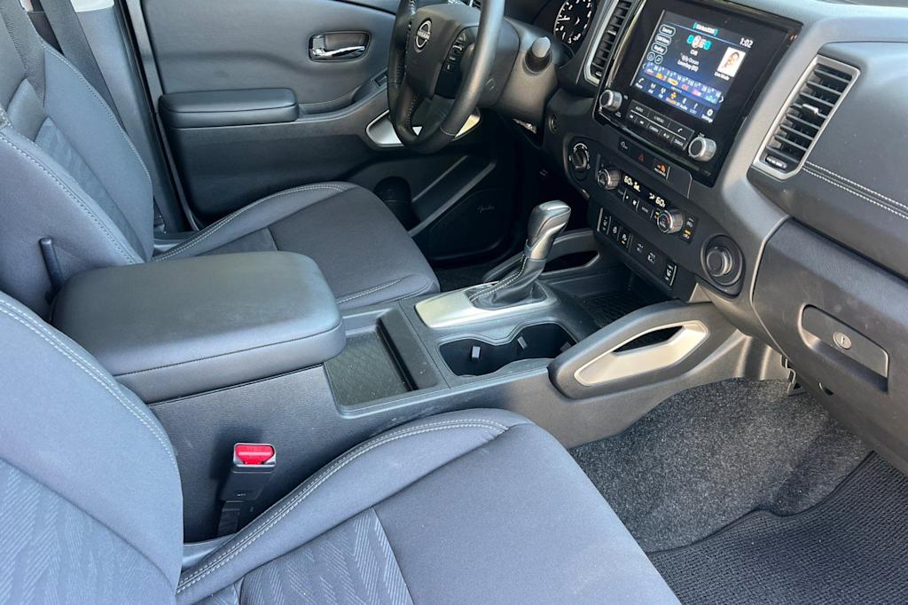 Thumbnail: 2023 Nissan Frontier - 10