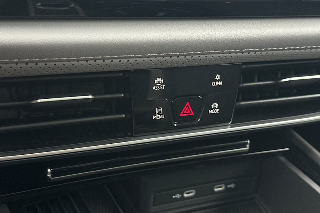 Thumbnail: 2025 Volkswagen Atlas - 27