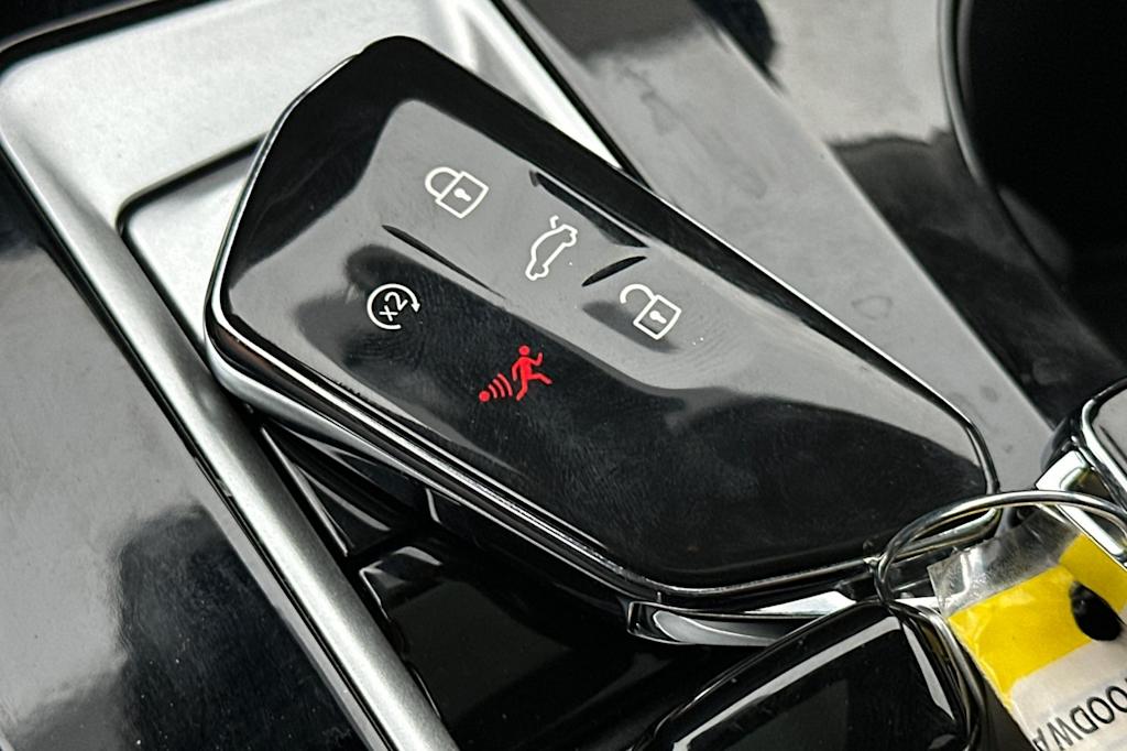 Thumbnail: 2025 Volkswagen Atlas - 28