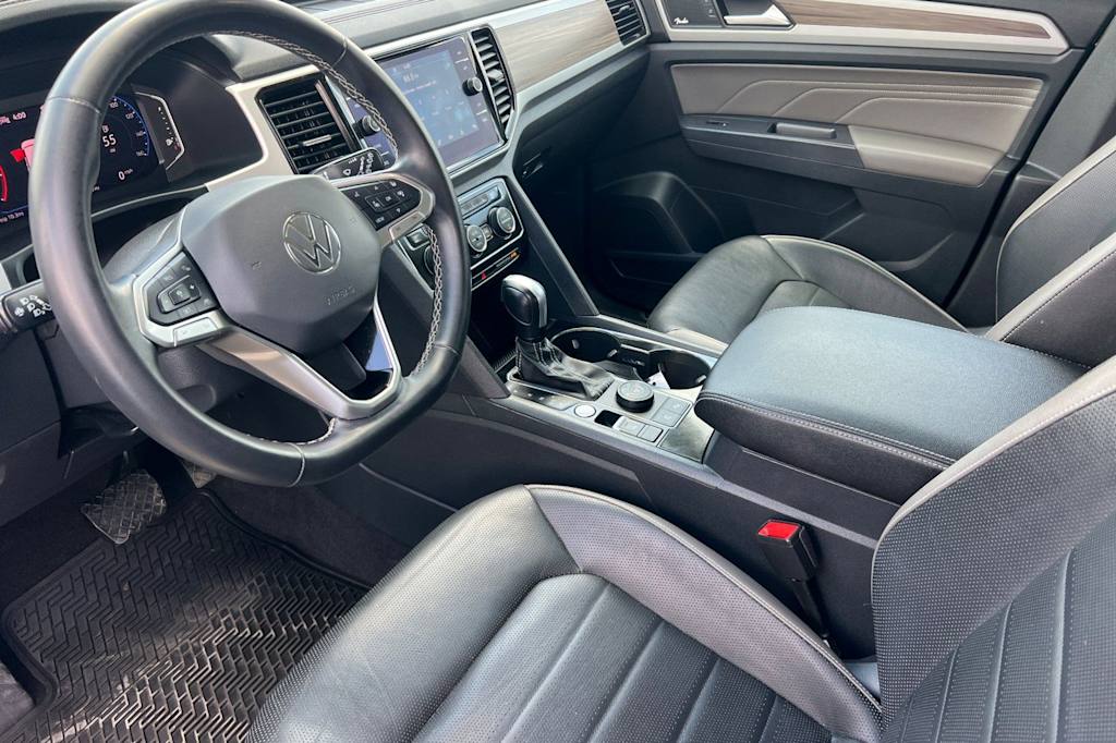 Thumbnail: 2021 Volkswagen Atlas - 9
