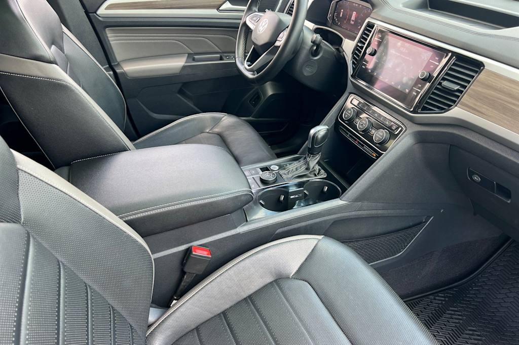 Thumbnail: 2021 Volkswagen Atlas - 10