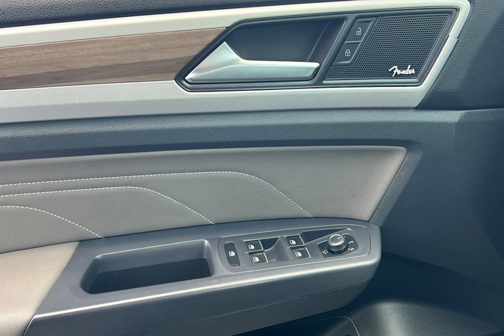 Thumbnail: 2021 Volkswagen Atlas - 23