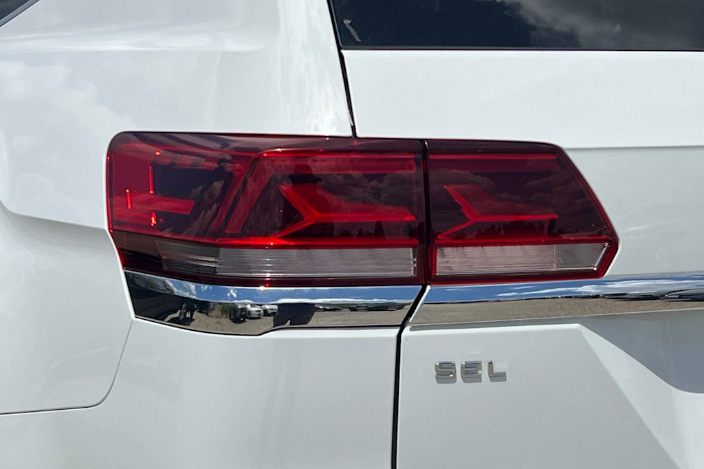 Thumbnail: 2021 Volkswagen Atlas - 26