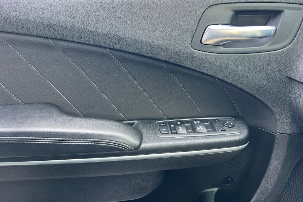 2022 Dodge Charger GT 21