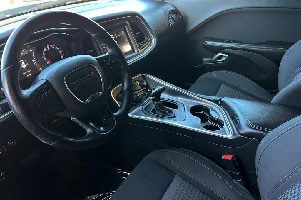 Thumbnail: 2018 Dodge Challenger - 9