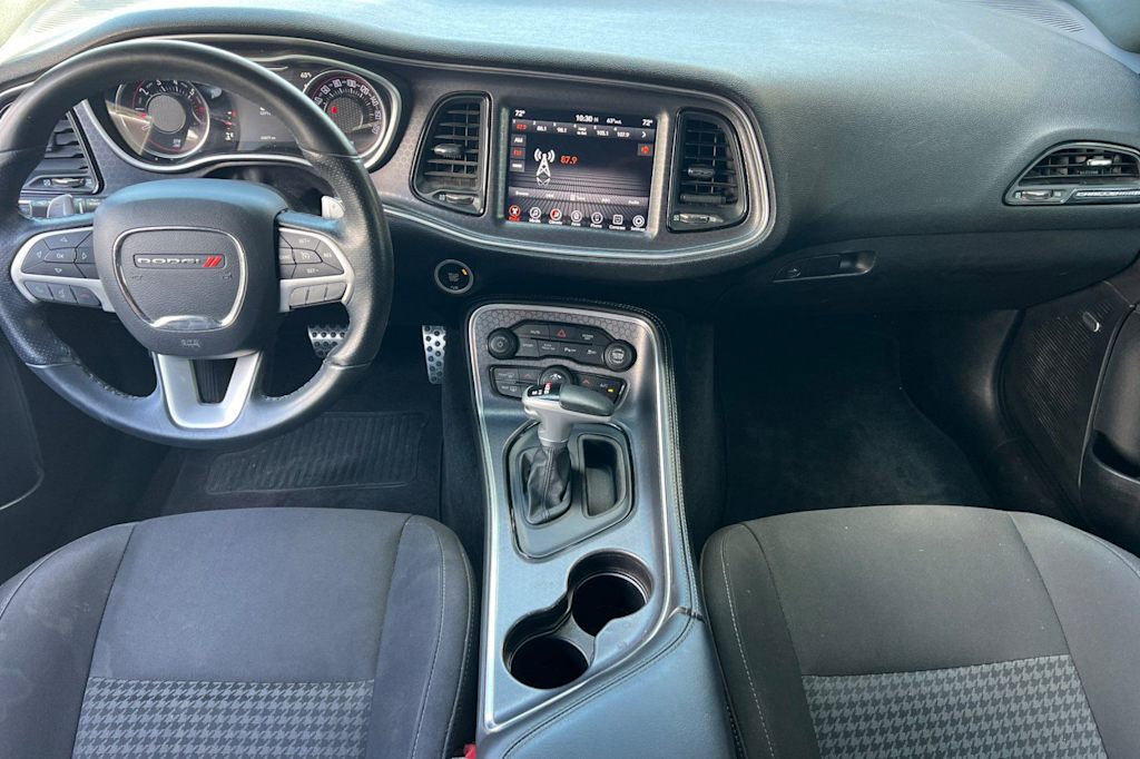 Thumbnail: 2017 Dodge Challenger - 2