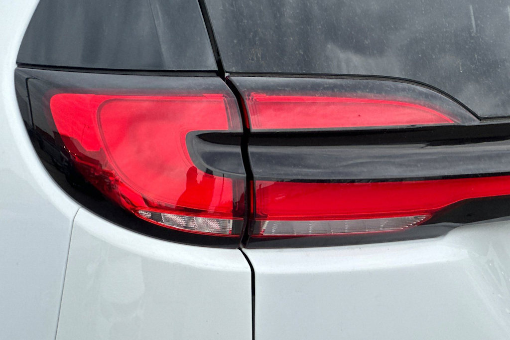 Thumbnail: 2022 Chrysler Pacifica - 31
