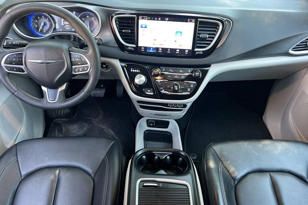 Thumbnail: 2024 Chrysler Pacifica - 2
