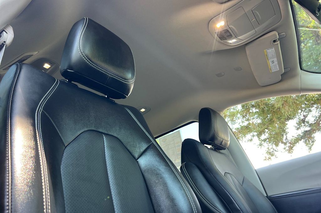 Thumbnail: 2024 Chrysler Pacifica - 26