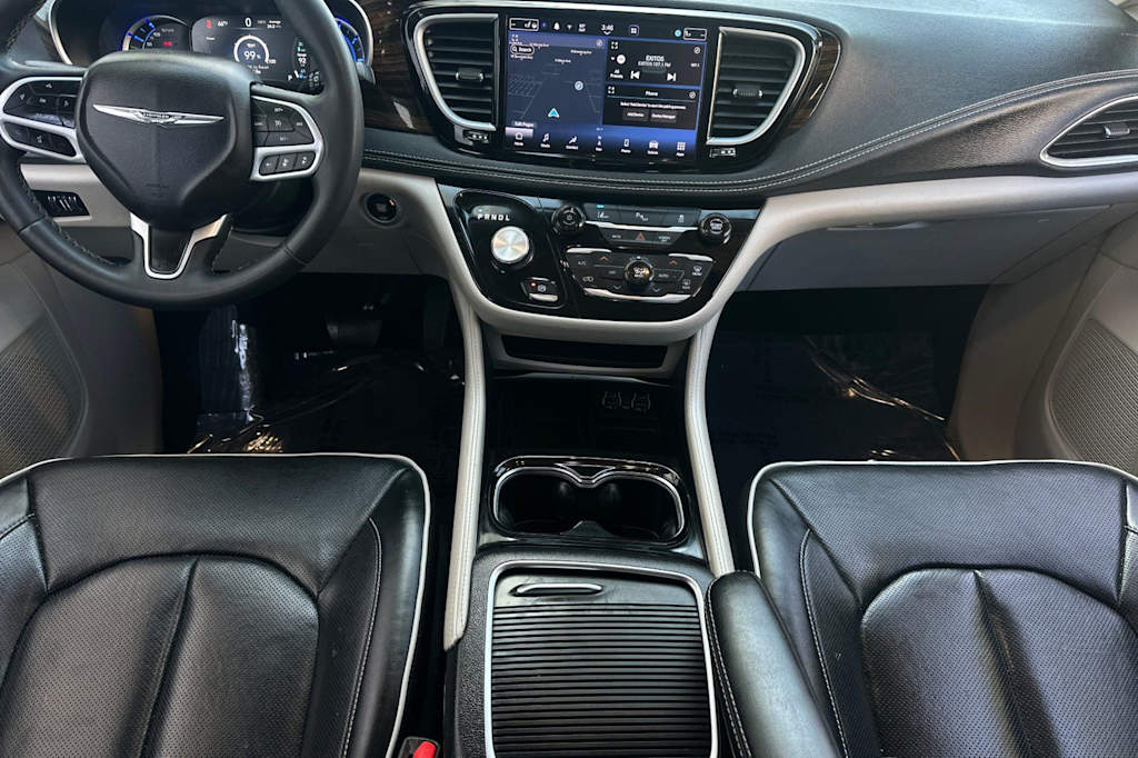 Thumbnail: 2023 Chrysler Pacifica - 2