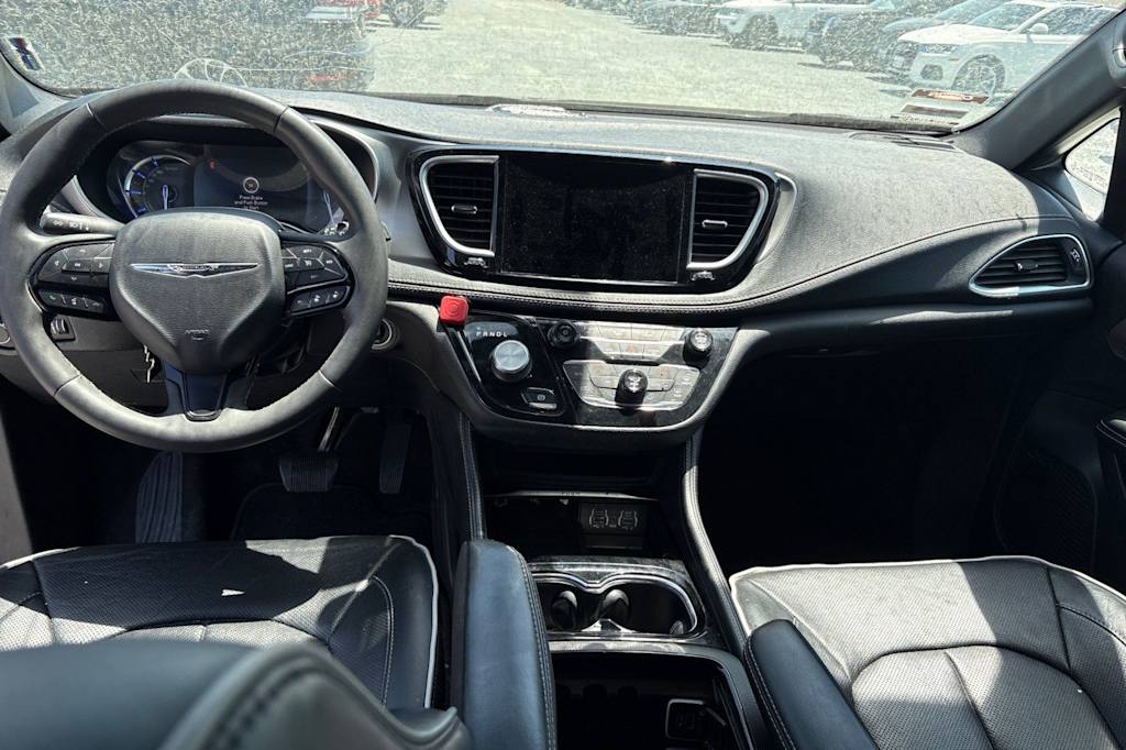 Thumbnail: 2022 Chrysler Pacifica - 2