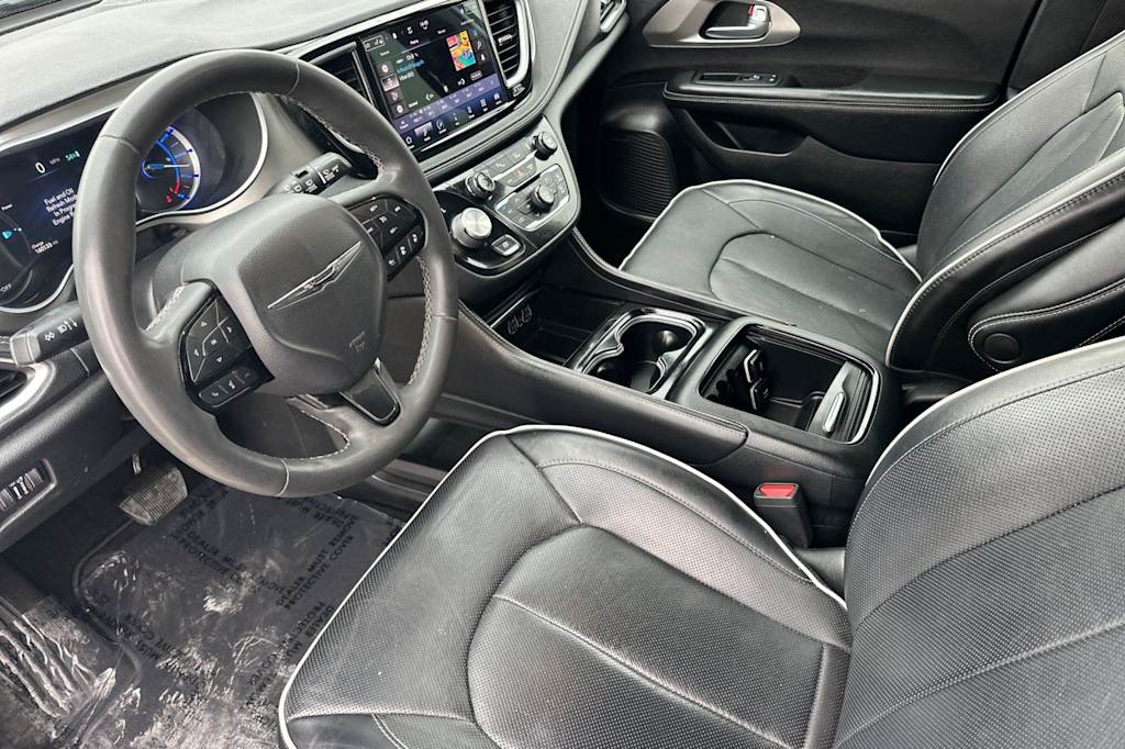 Thumbnail: 2022 Chrysler Pacifica - 10