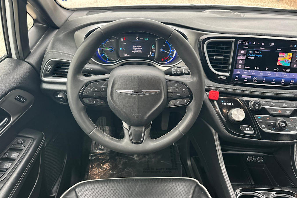 Thumbnail: 2022 Chrysler Pacifica - 9