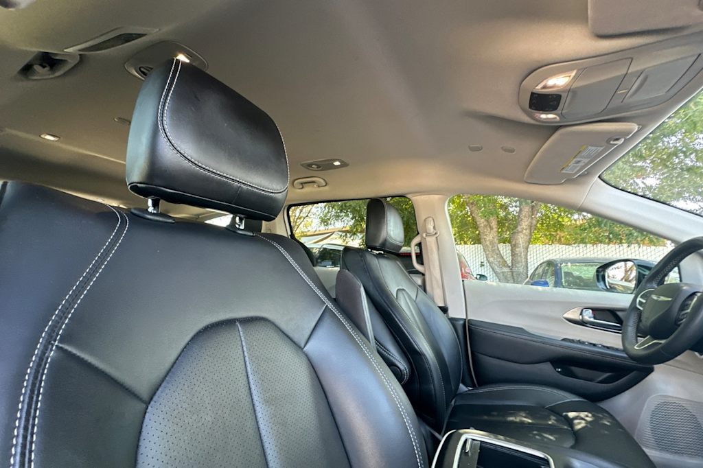 Thumbnail: 2024 Chrysler Pacifica - 22