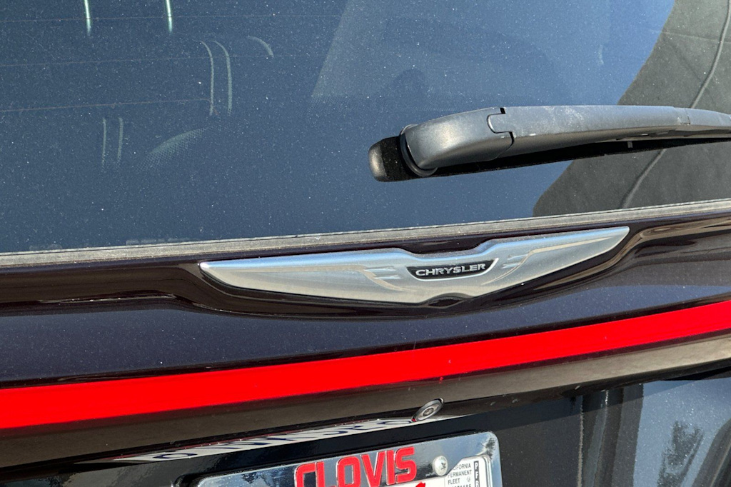 Thumbnail: 2023 Chrysler Pacifica - 37