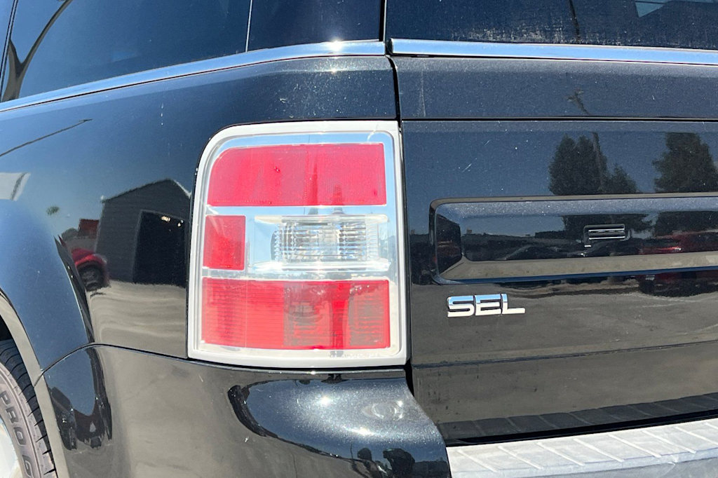 Thumbnail: 2014 Ford Flex - 22