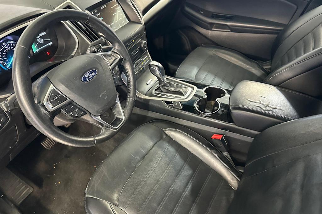 Thumbnail: 2018 Ford Edge - 9