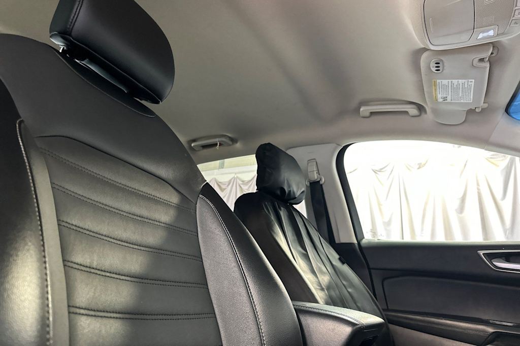 Thumbnail: 2018 Ford Edge - 10