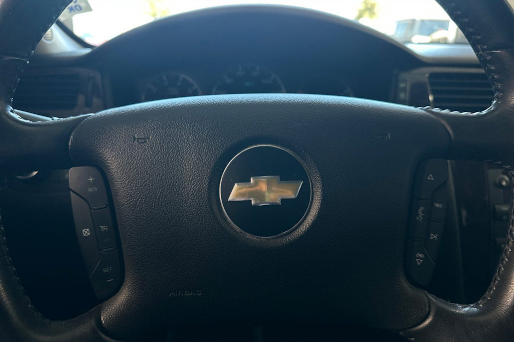 Thumbnail: 2013 Chevrolet Impala - 27