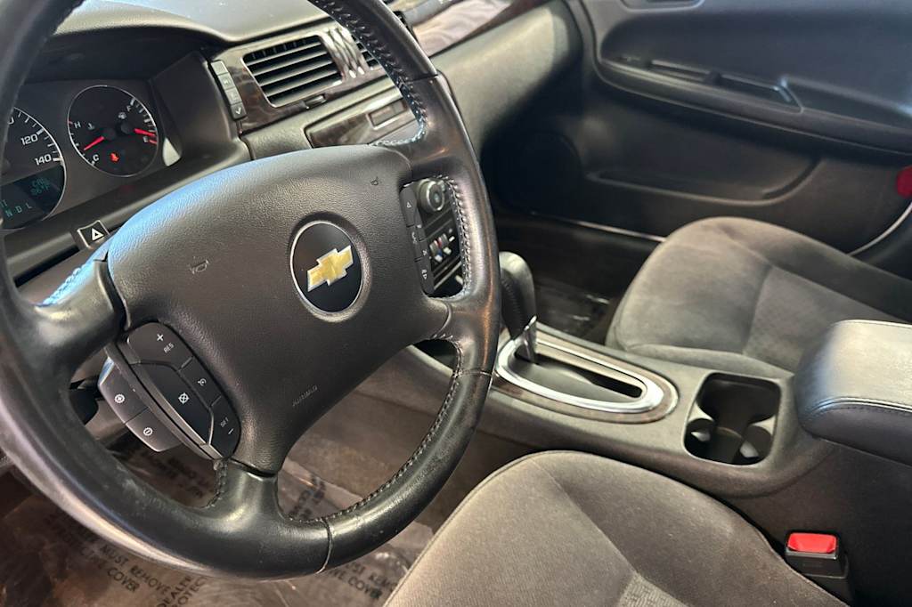 Thumbnail: 2013 Chevrolet Impala - 9