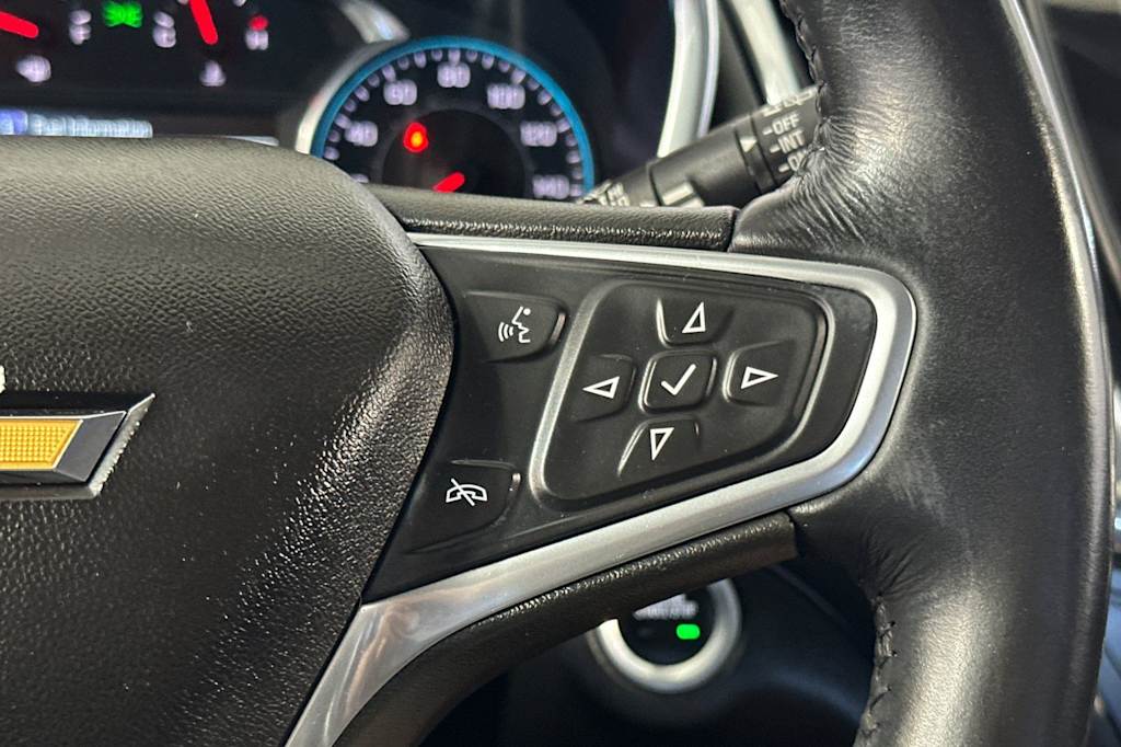 Thumbnail: 2018 Chevrolet Equinox - 32