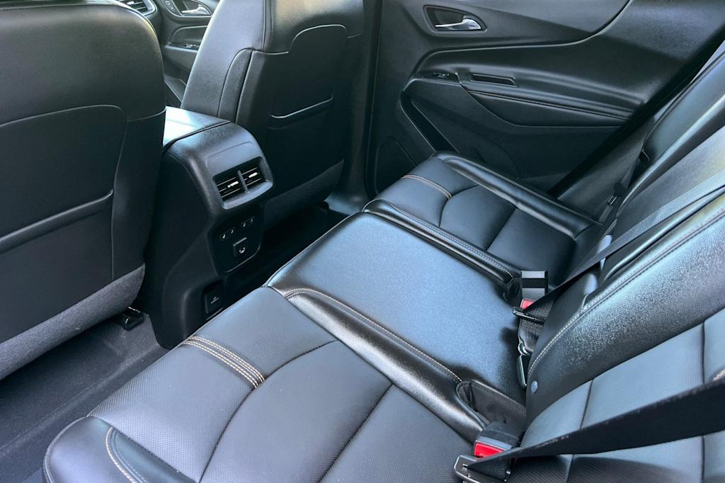 Thumbnail: 2022 Chevrolet Equinox - 11