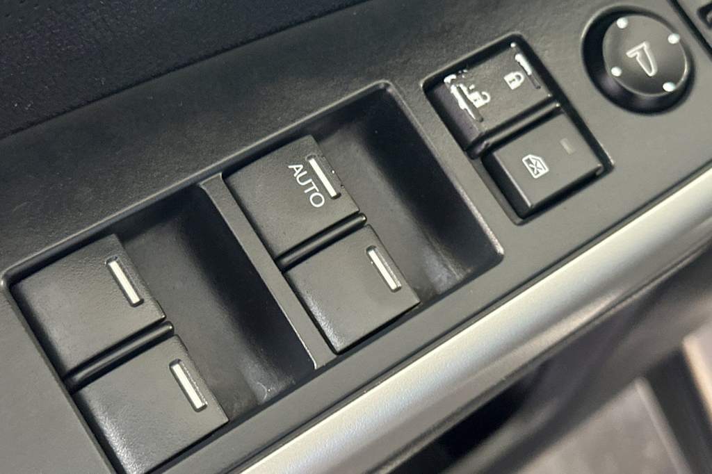 Thumbnail: 2016 Honda CR-V - 22