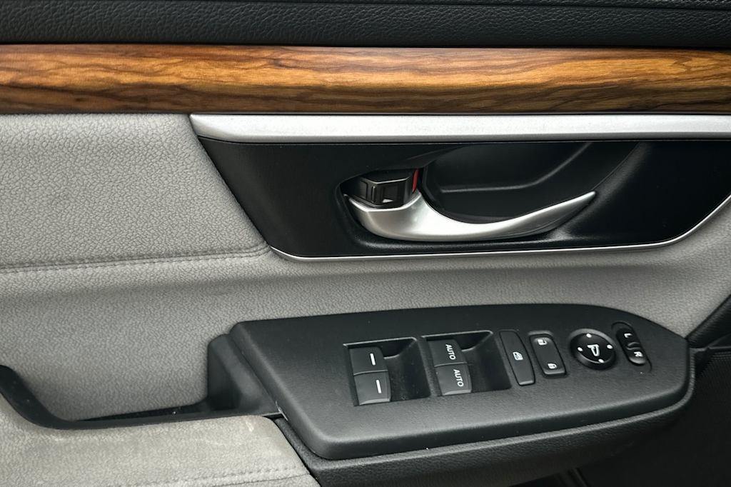 Thumbnail: 2017 Honda CR-V - 22