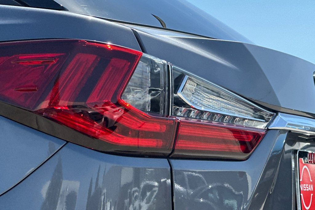 Thumbnail: 2022 Lexus RX - 36